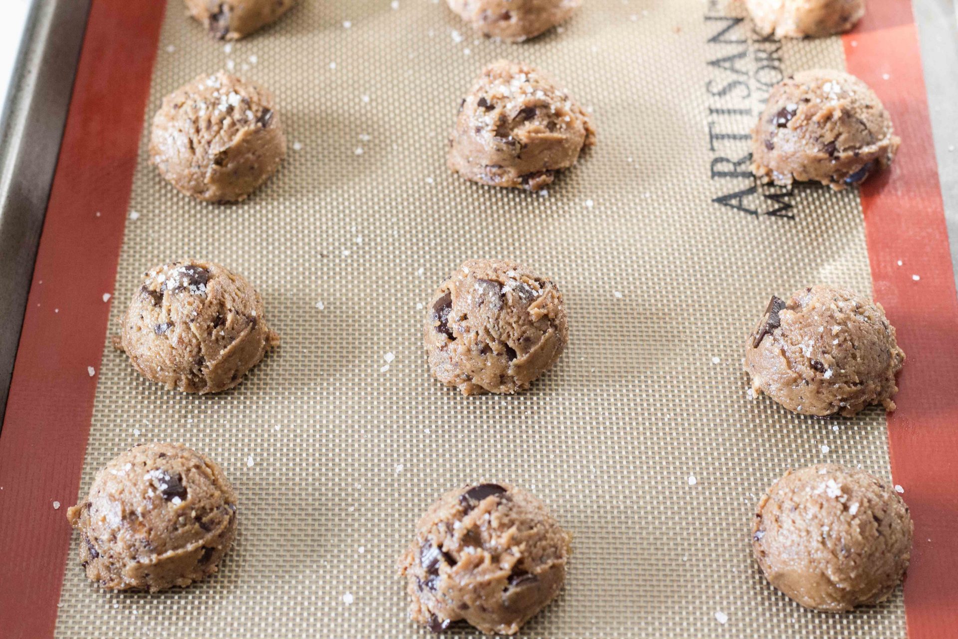 Paleo Chocolate Chip Cookies
