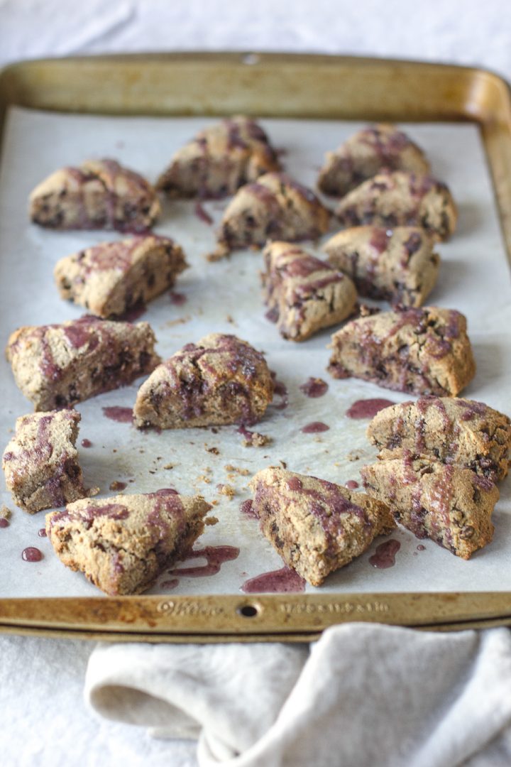 Chocolate Chip Scones with Kombucha Glaze www.rezelkealoha.com
