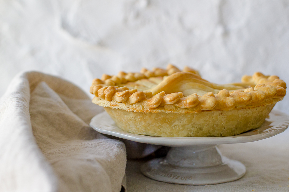 Vegan Apple Almond Pie