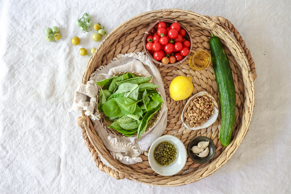 tomato pesto pasta salad