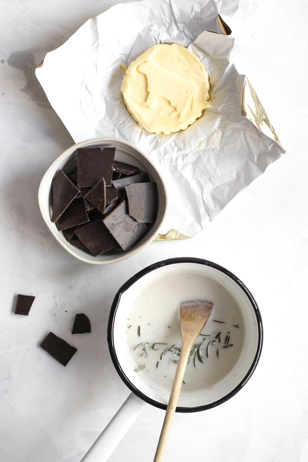 Mandarin Rosemary Chocolate Fudge Cake