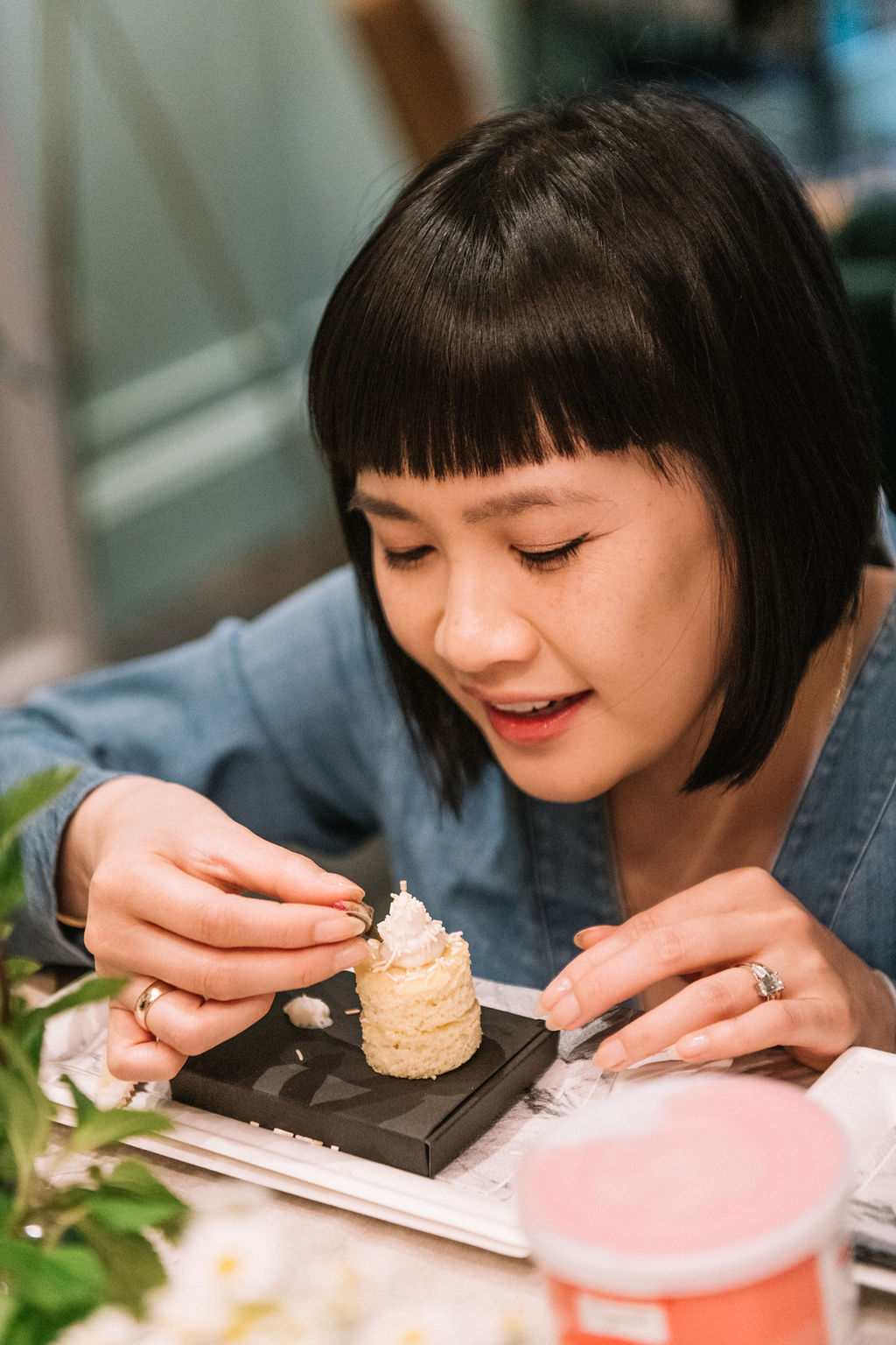 Modern Cake Decorating Party