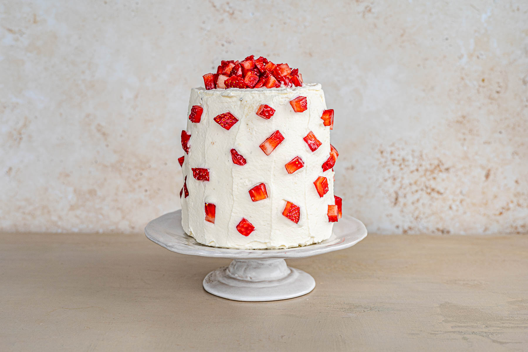 Mamon Cake Rasin Strawberry Cream Mamon Cake - Rezel Kealoha